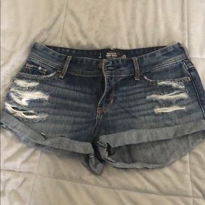 Hollister jean shorts